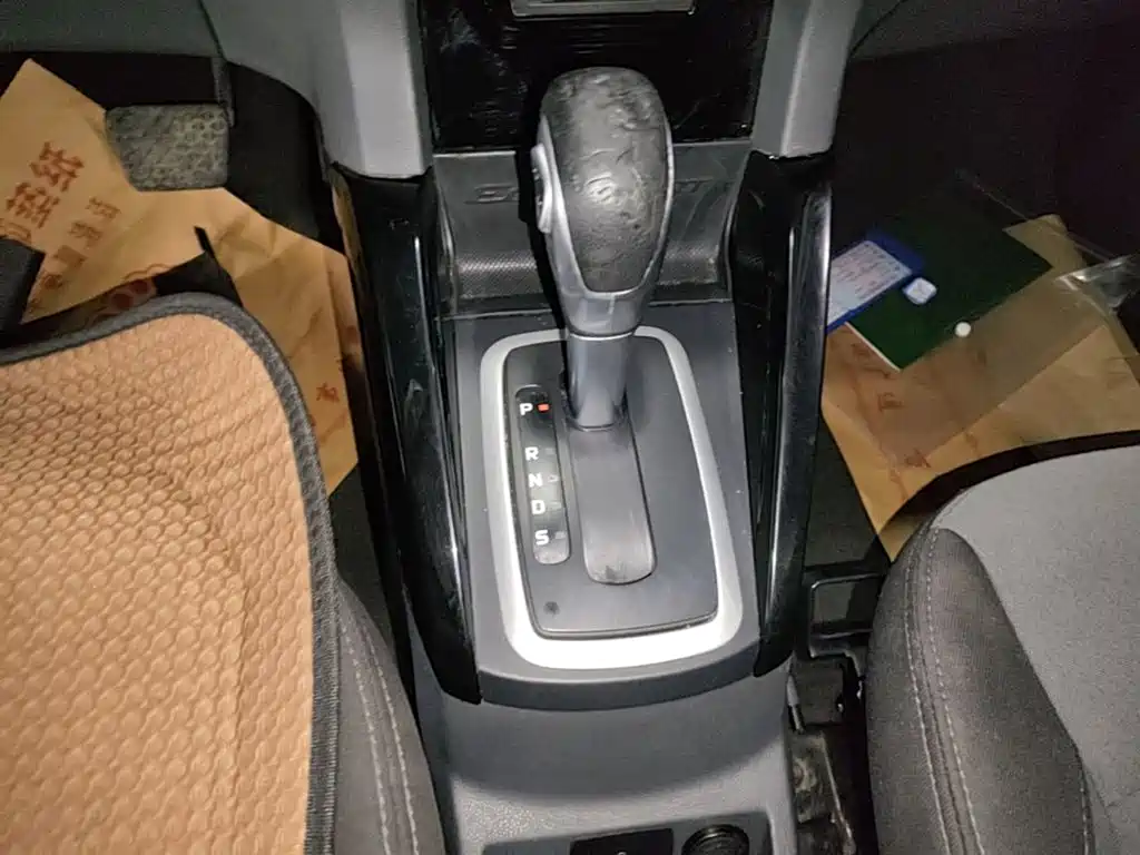 Ford EcoSport 2015 — фото 14