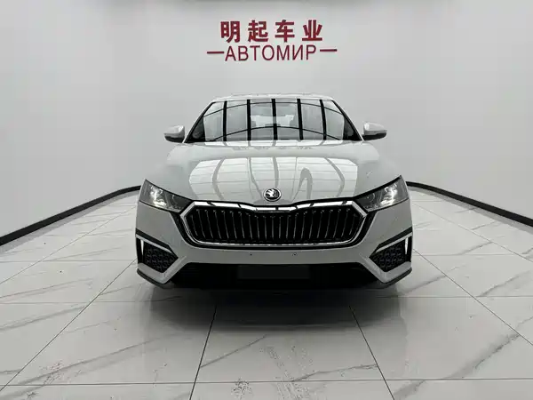 Skoda Octavia 2023