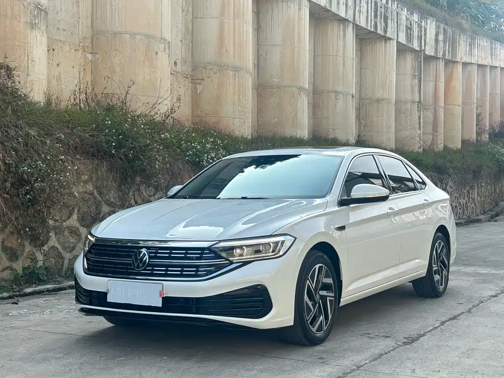 Volkswagen Sagitar 2024
