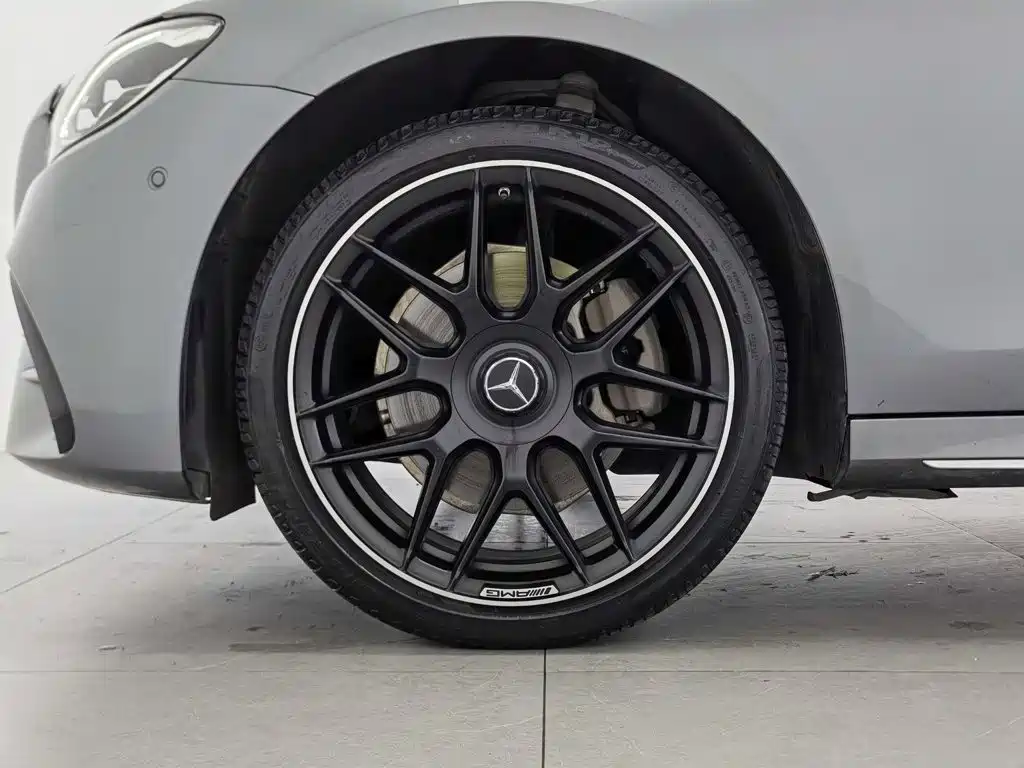 Mercedes-Benz E-Class 2021 — фото 17