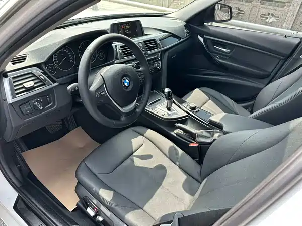 BMW 3 Series 2017