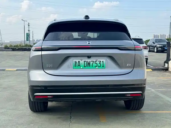 NIO ES6 2025