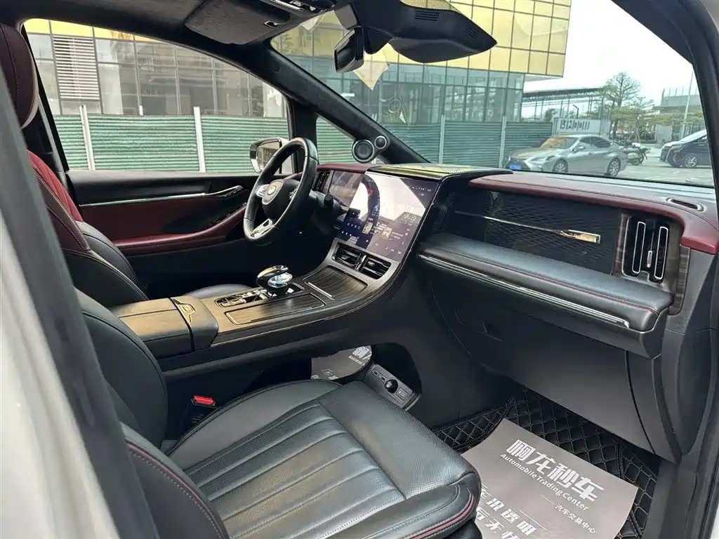 GAC Motor Trumpchi M8 2023 — фото 14