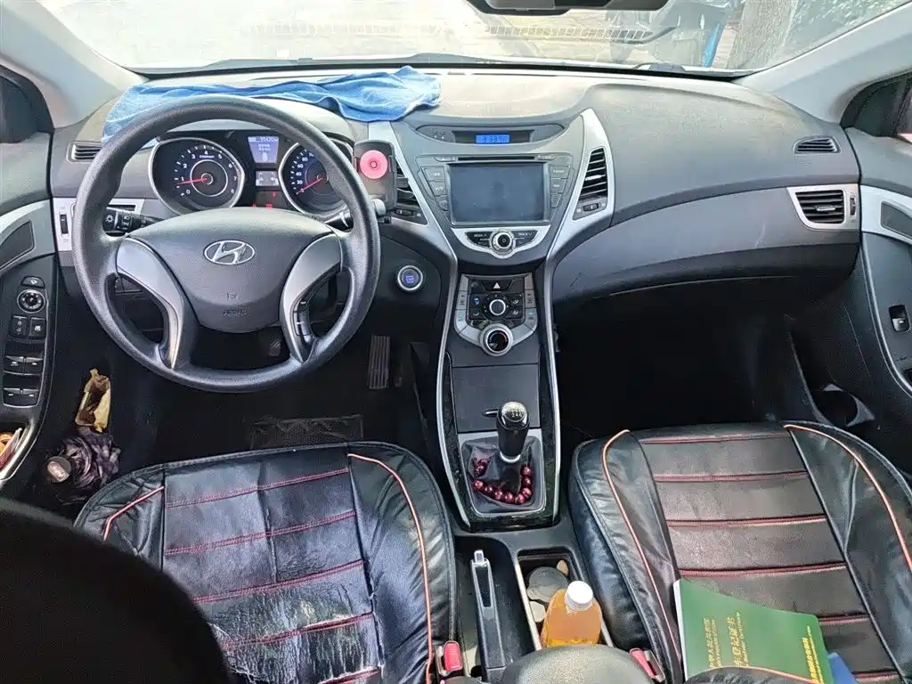 Hyundai Elantra Langdong 2015 — фото 5