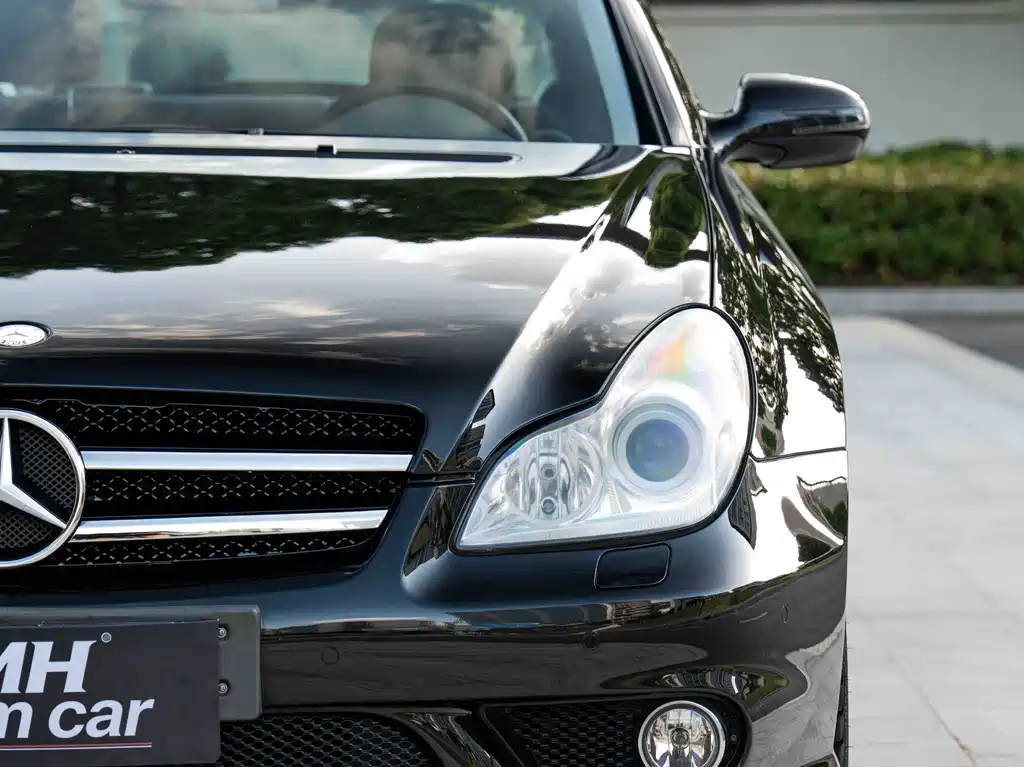 Mercedes-Benz CLS AMG 2010 — фото 3