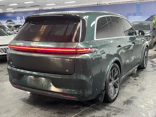 Li Auto L8 2023