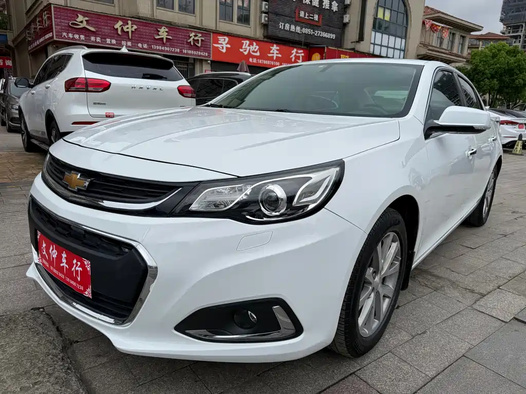 Chevrolet Malibu 2018 — фото 1