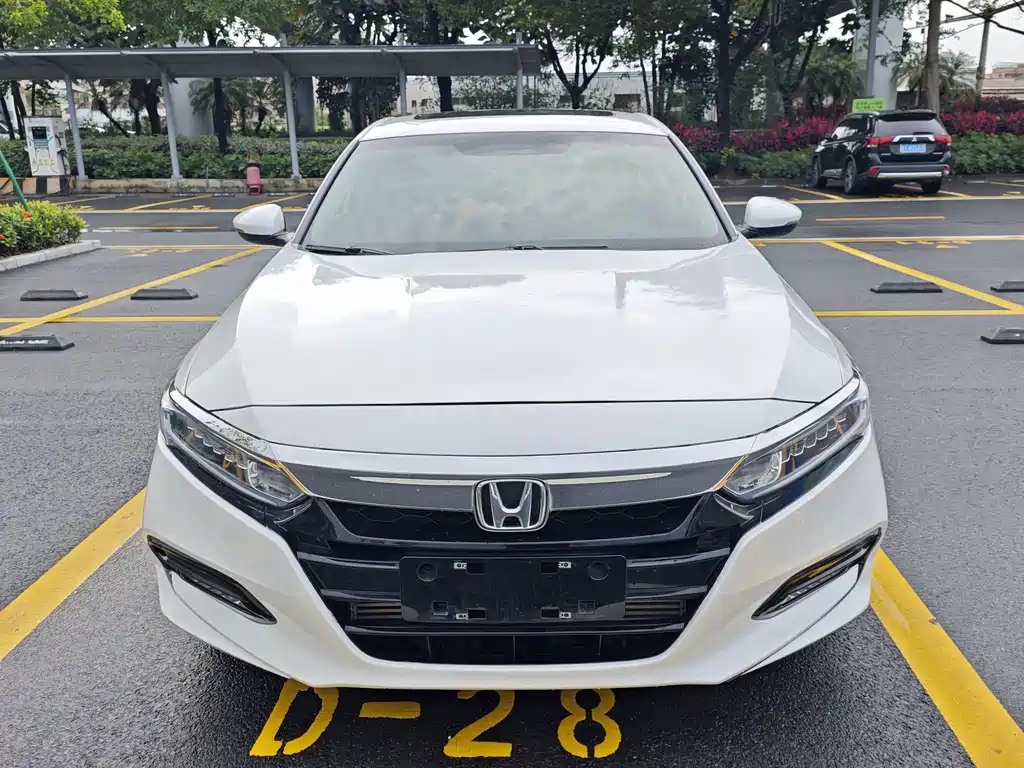 Honda Accord 2018 — фото 2
