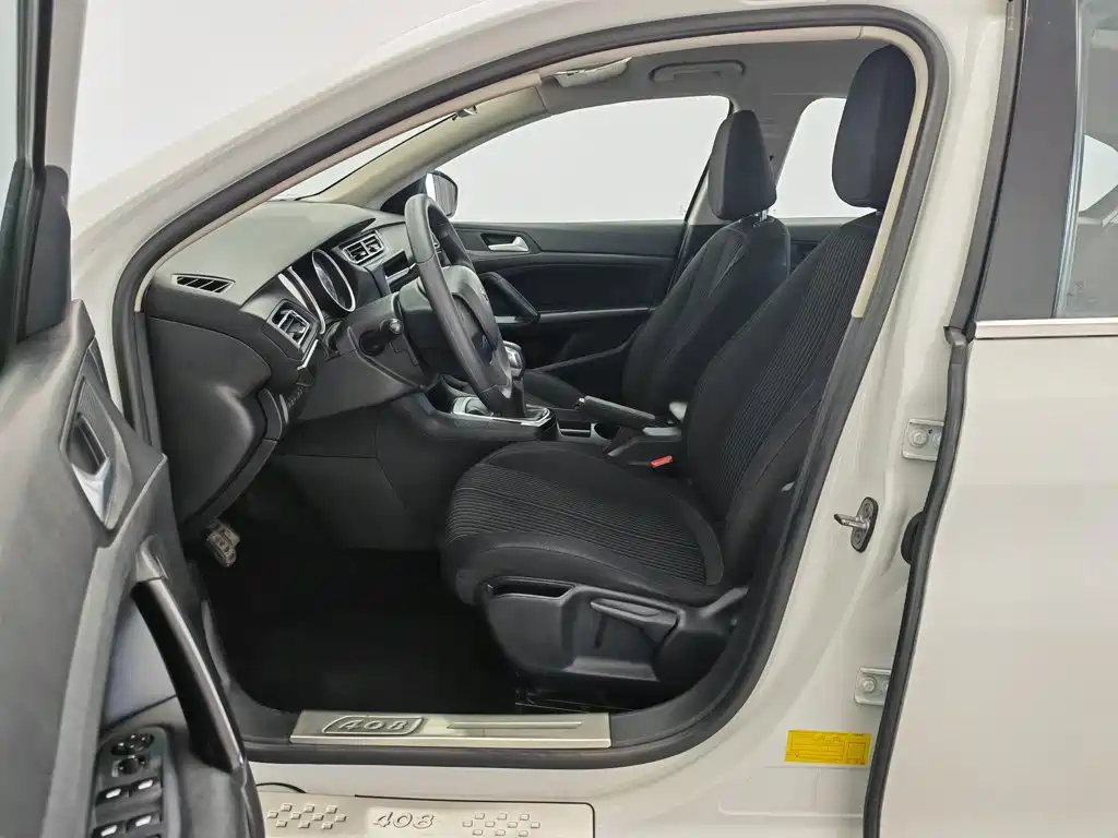Peugeot 408 2015 — фото 10