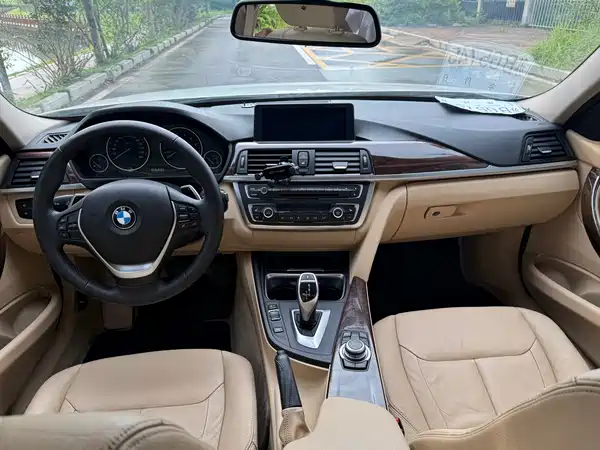 BMW 3 Series 2013