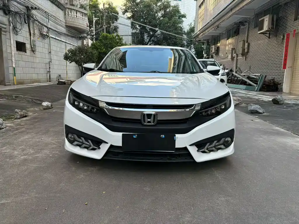 Honda Civic 2017 — фото 3