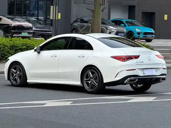 Mercedes-Benz CLA 2022