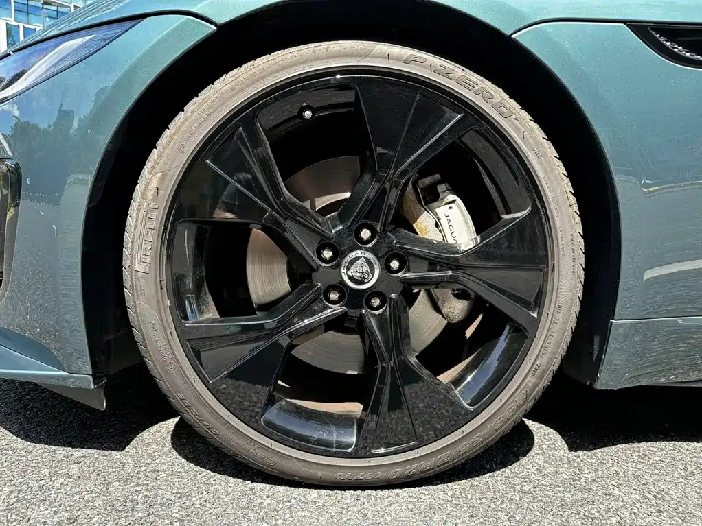 Jaguar F-TYPE 2023 — фото 24