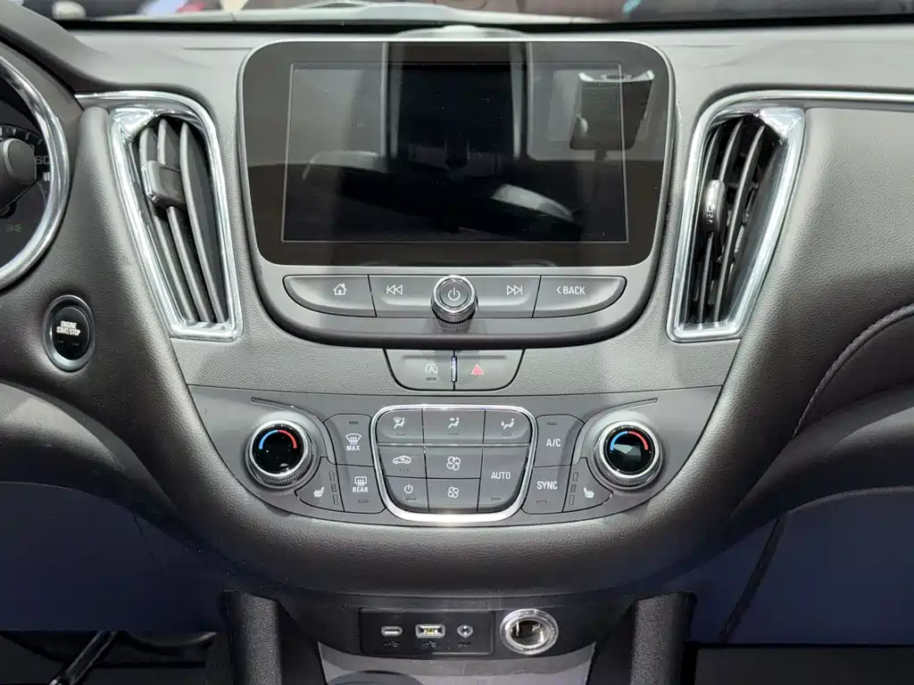 Chevrolet Malibu XL 2023 — фото 12