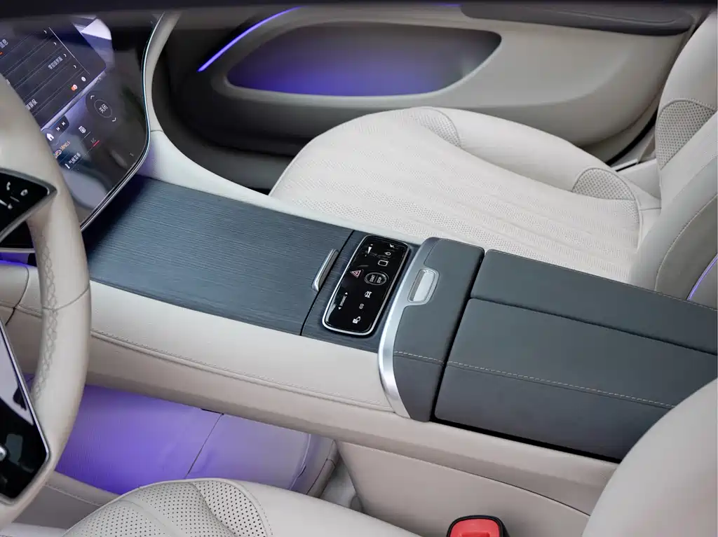 Mercedes-Benz EQS 2022 — фото 11