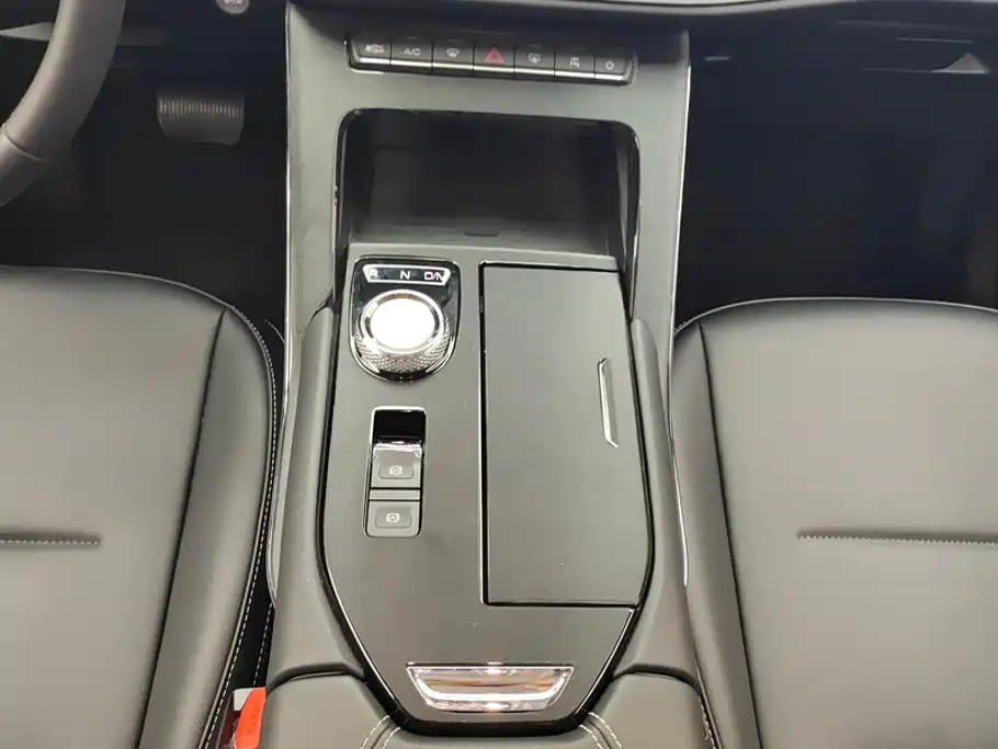 Haval H6 2025 — фото 16