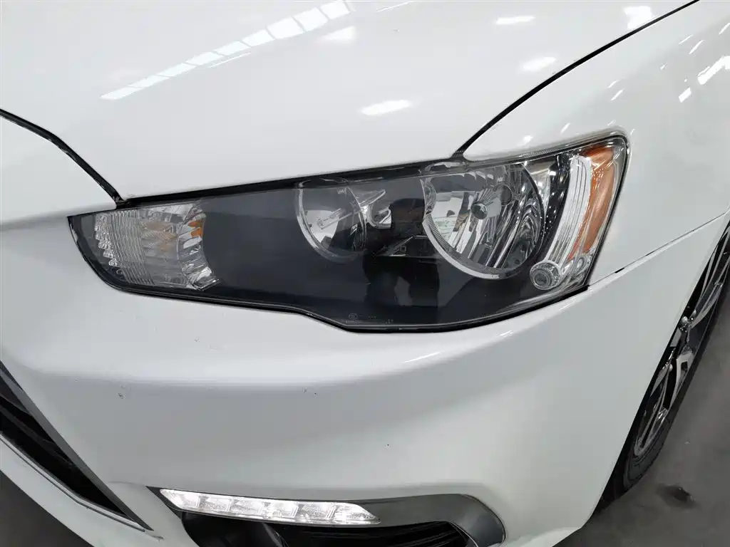 Mitsubishi Lancer EX 2015 — фото 7