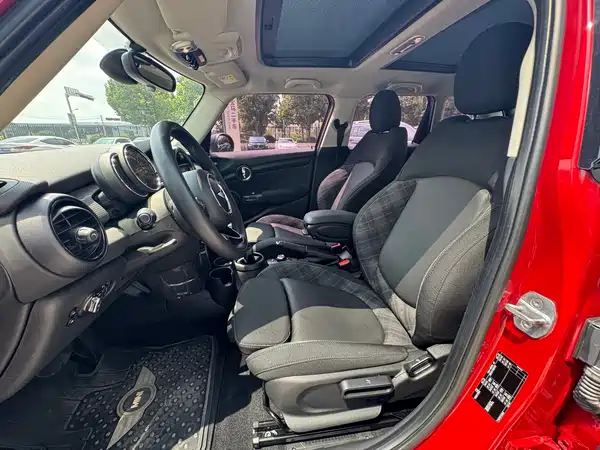 MINI MINI 2018