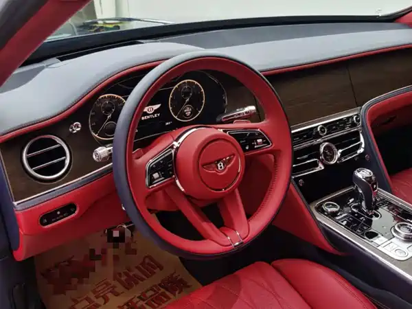 Bentley Flying Spur 2024