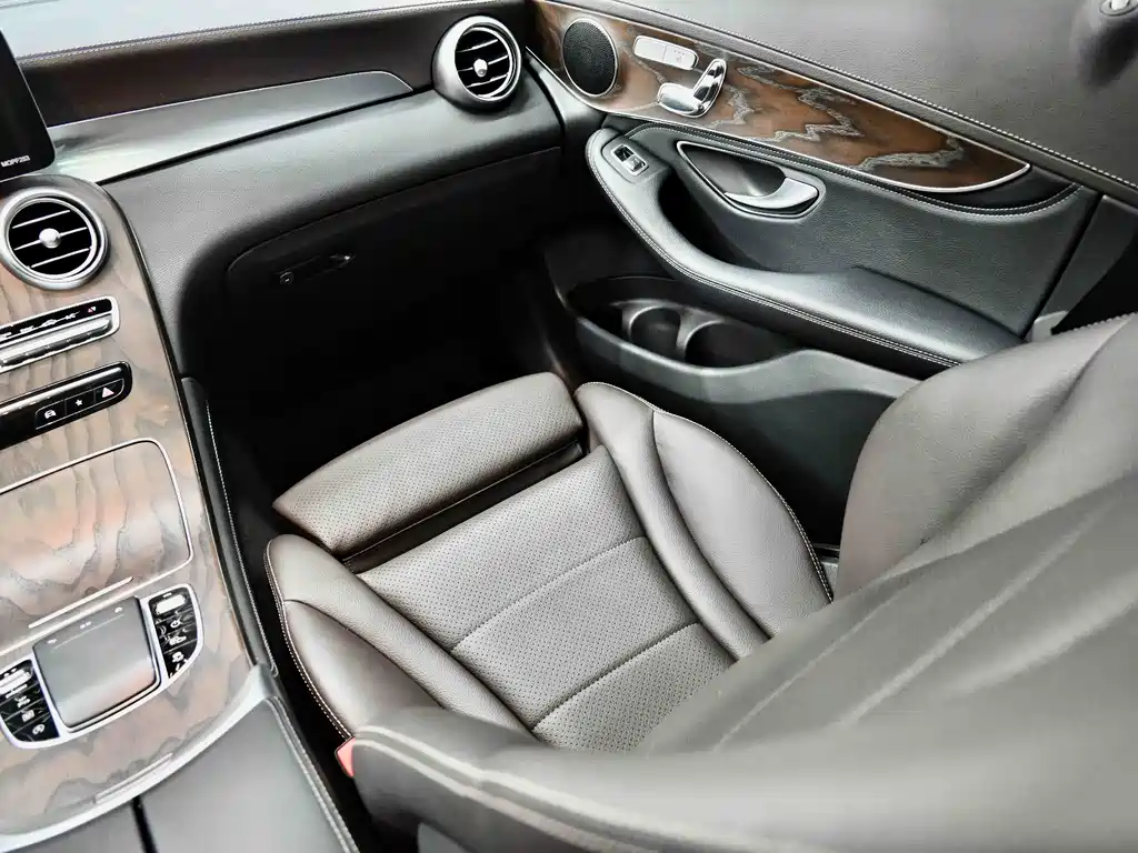 Mercedes-Benz GLC 2020 — фото 25