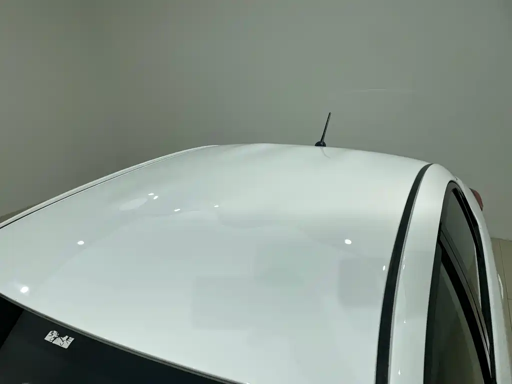 Toyota Yaris L 2018 — фото 20