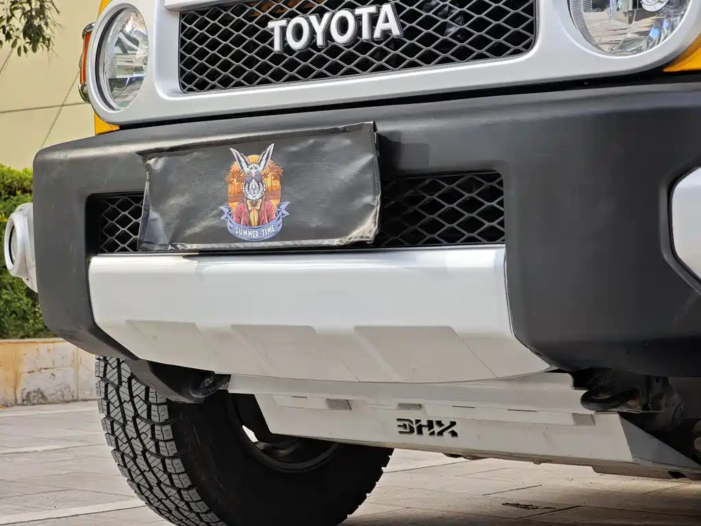Toyota FJ Cruiser 2020 — фото 10