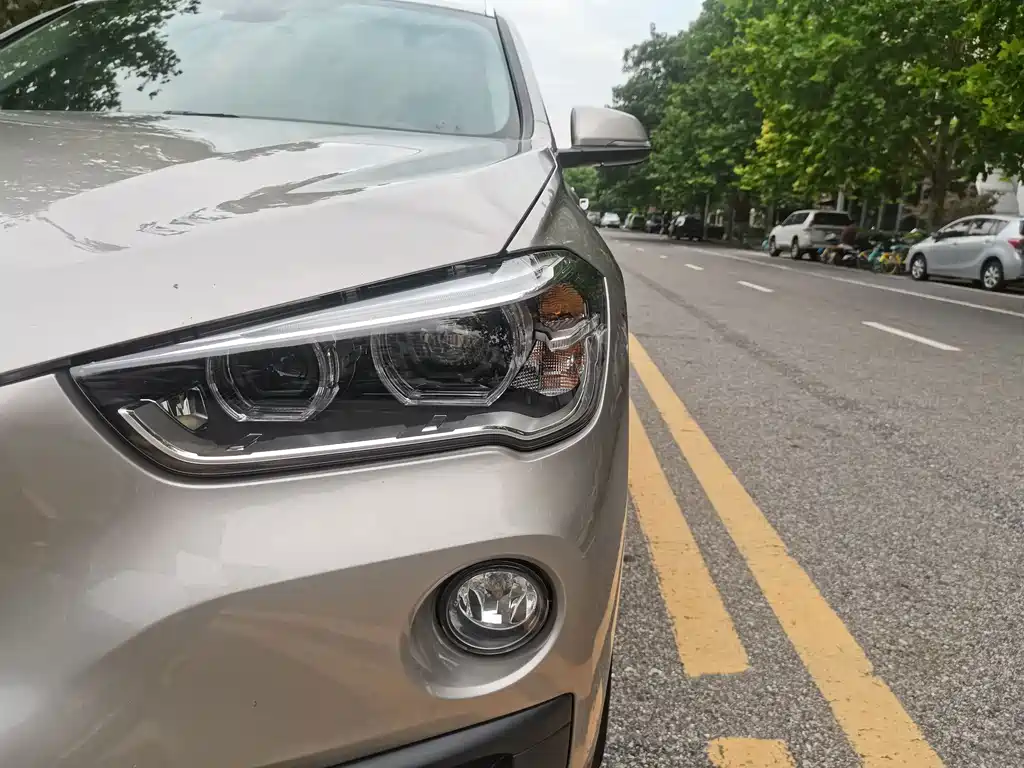 BMW X1 2018 — фото 12