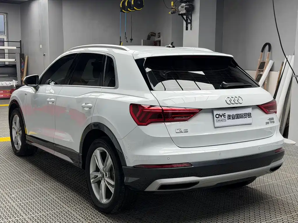 Audi Q3 2022