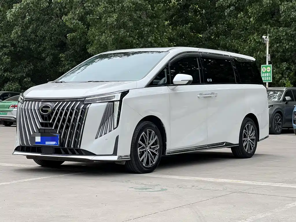 GAC Motor Trumpchi M8 2024 — фото 1