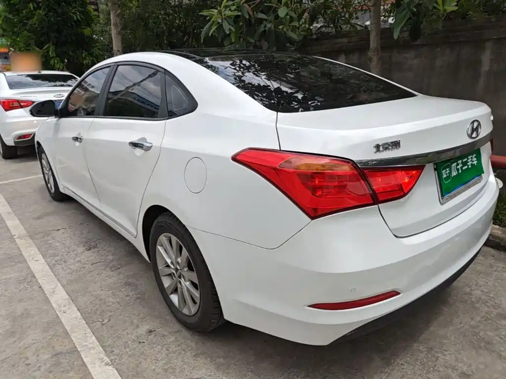 Hyundai Mistra 2015 — фото 5