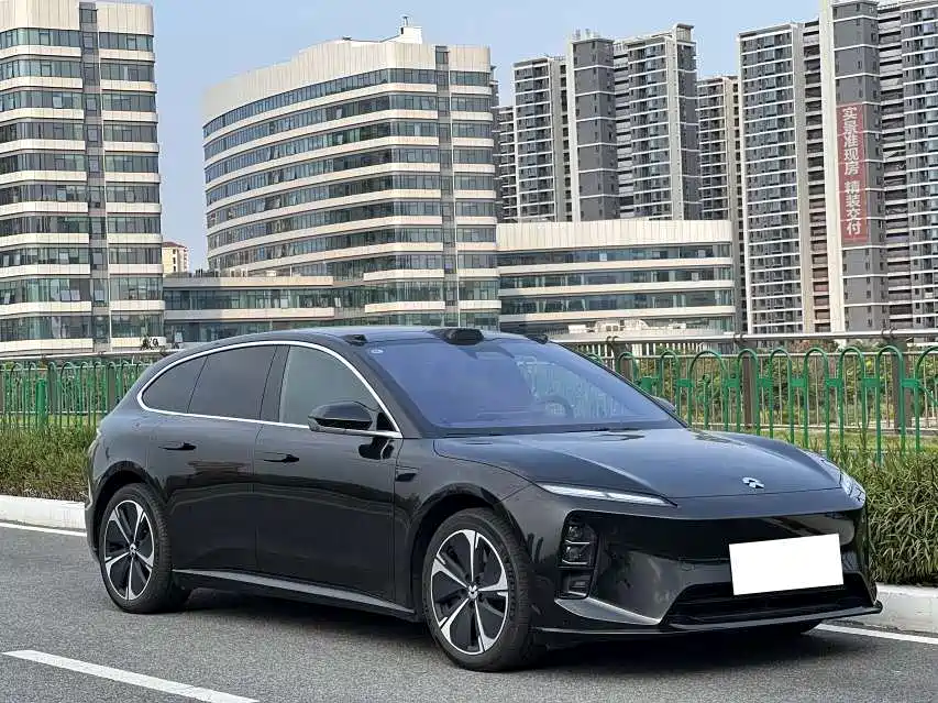 NIO ET5T 2025