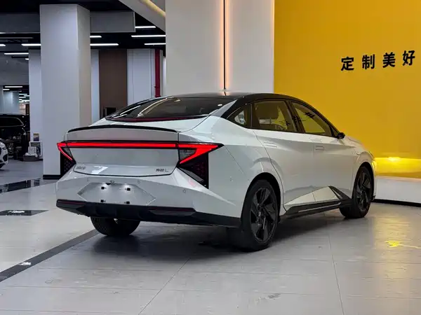 Lingxi Lingxi L 2025