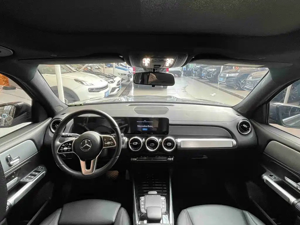 Mercedes-Benz GLB 2023 — фото 12