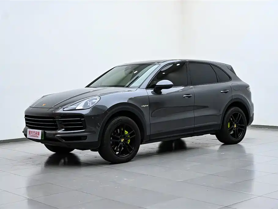 Porsche Cayenne Hybrid 2023 — фото 2