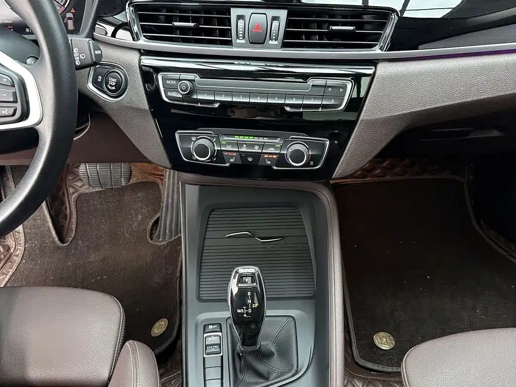 BMW X1 2022 — фото 14