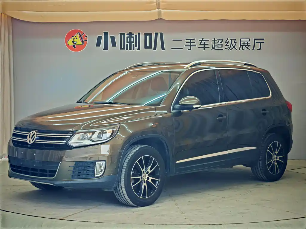 Volkswagen Tiguan 2015 — фото 1