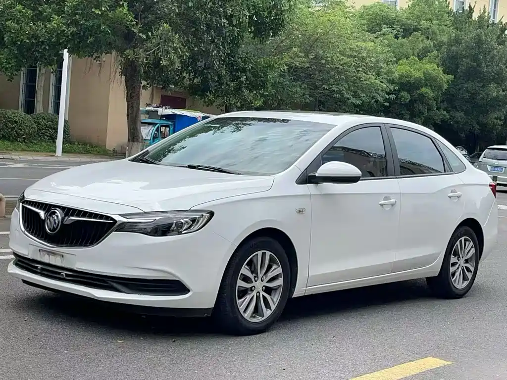 Buick Excelle GT 2023 — фото 1