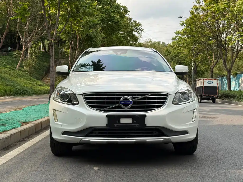 Volvo XC60 2016 — фото 4