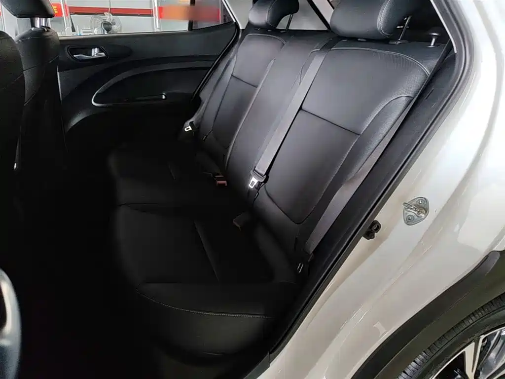 Kia KX1 2021 — фото 17