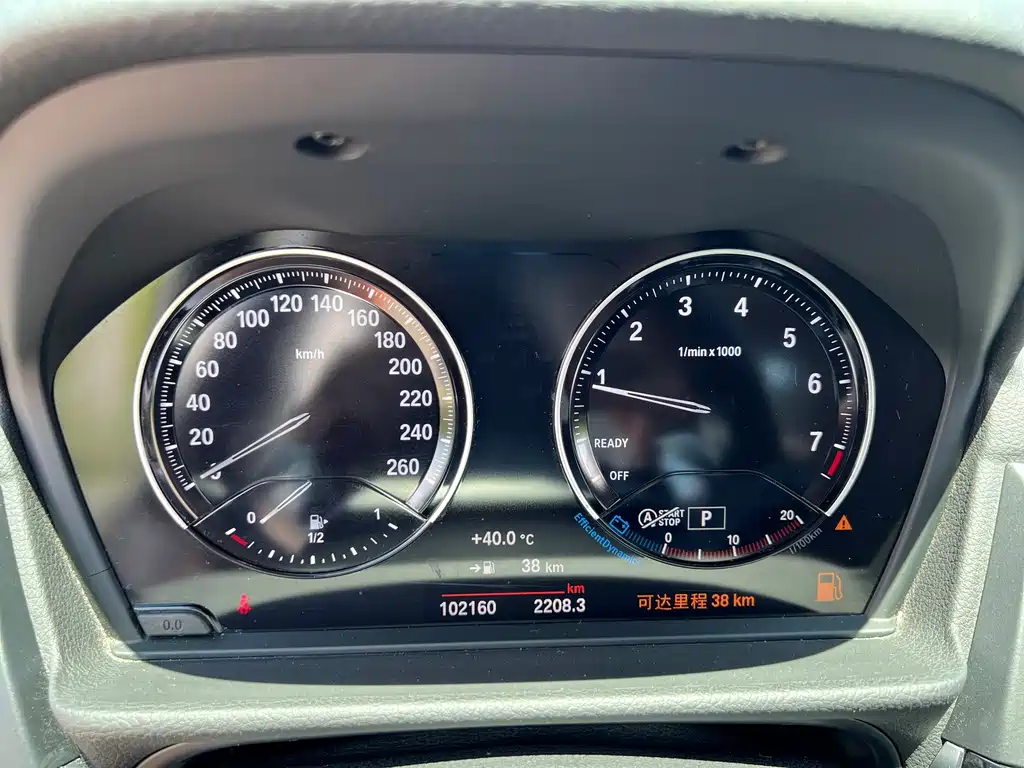 BMW 1 Series 2019 — фото 14