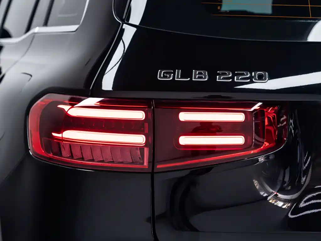 Mercedes-Benz GLB 2024 — фото 7