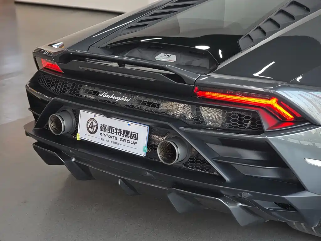 Lamborghini Huracan 2021 — фото 22