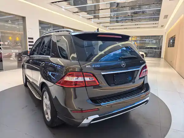 Mercedes-Benz M-Class 2015