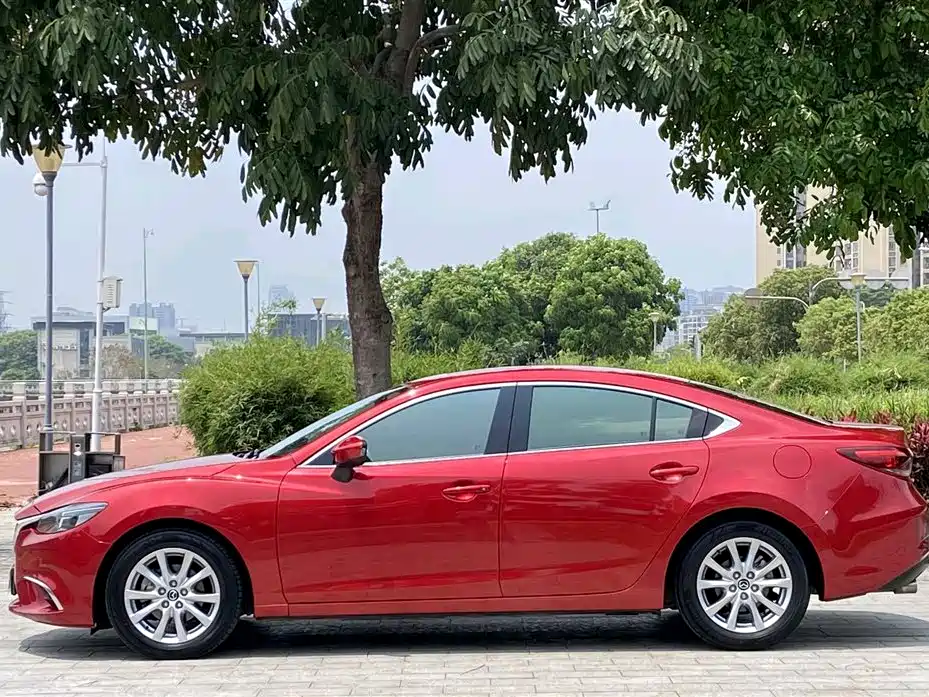 Mazda Atenza 2017 — фото 10