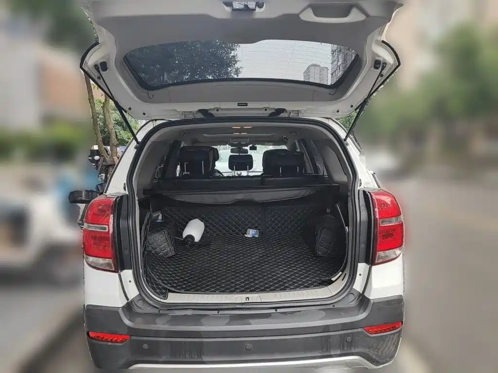 Chevrolet Captiva 2016 — фото 15