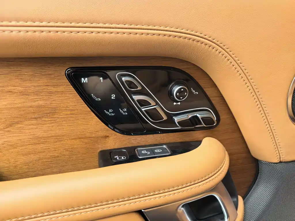 Land Rover Range Rover 2019 — фото 21