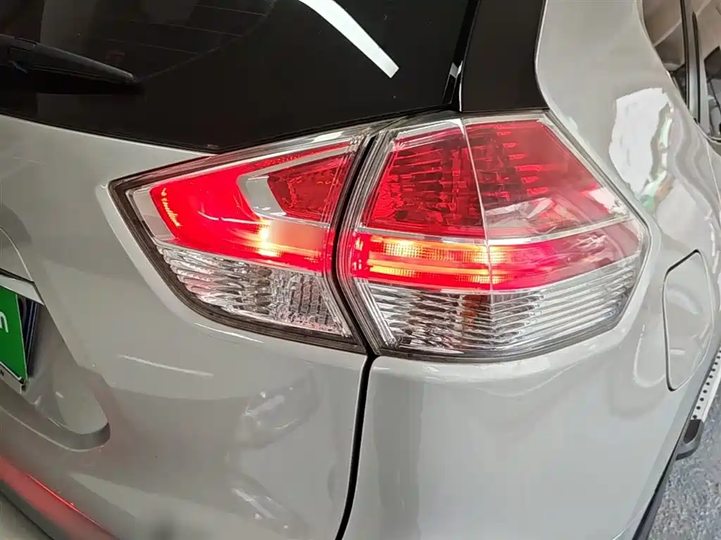 Nissan X-Trail 2015 — фото 24