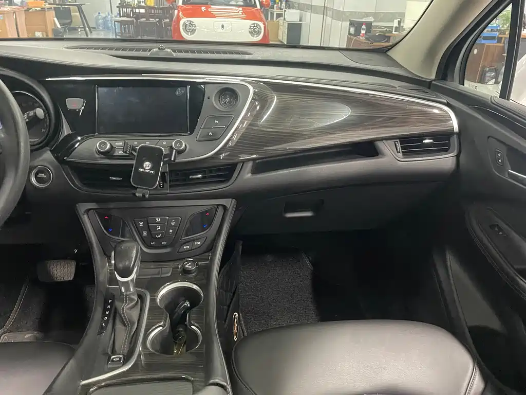 Buick Envision Plus 2020 — фото 13