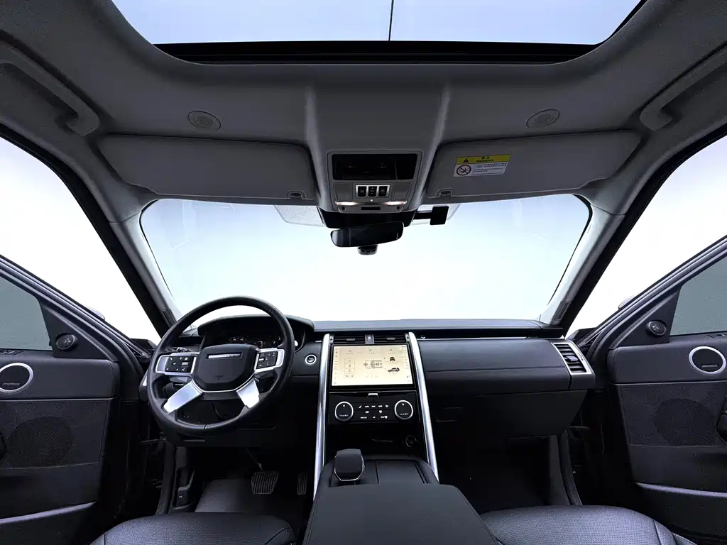 Land Rover Discovery 2024 — фото 16