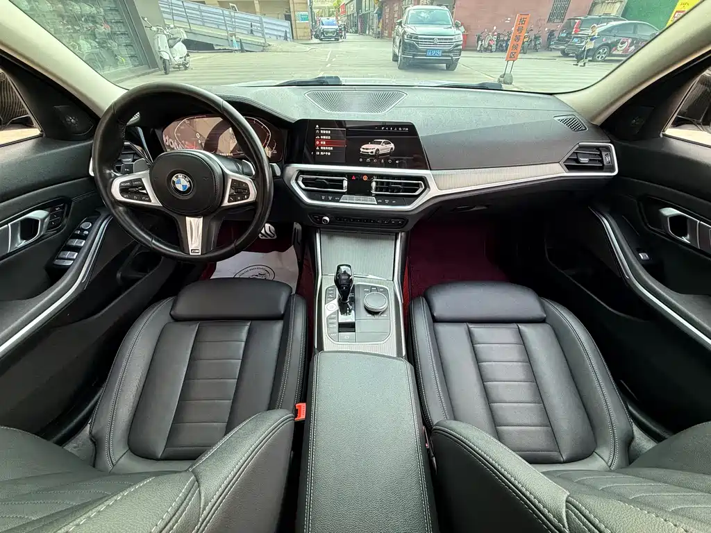 BMW 3 Series 2021 — фото 12